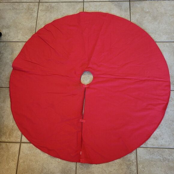 Wool Christmas Tree Skirt with Applied Traditional Christmas Decorations - Picture 5 of 12